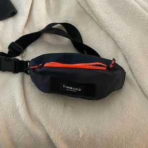 Timbuk2 slacker pack, or sling bag.